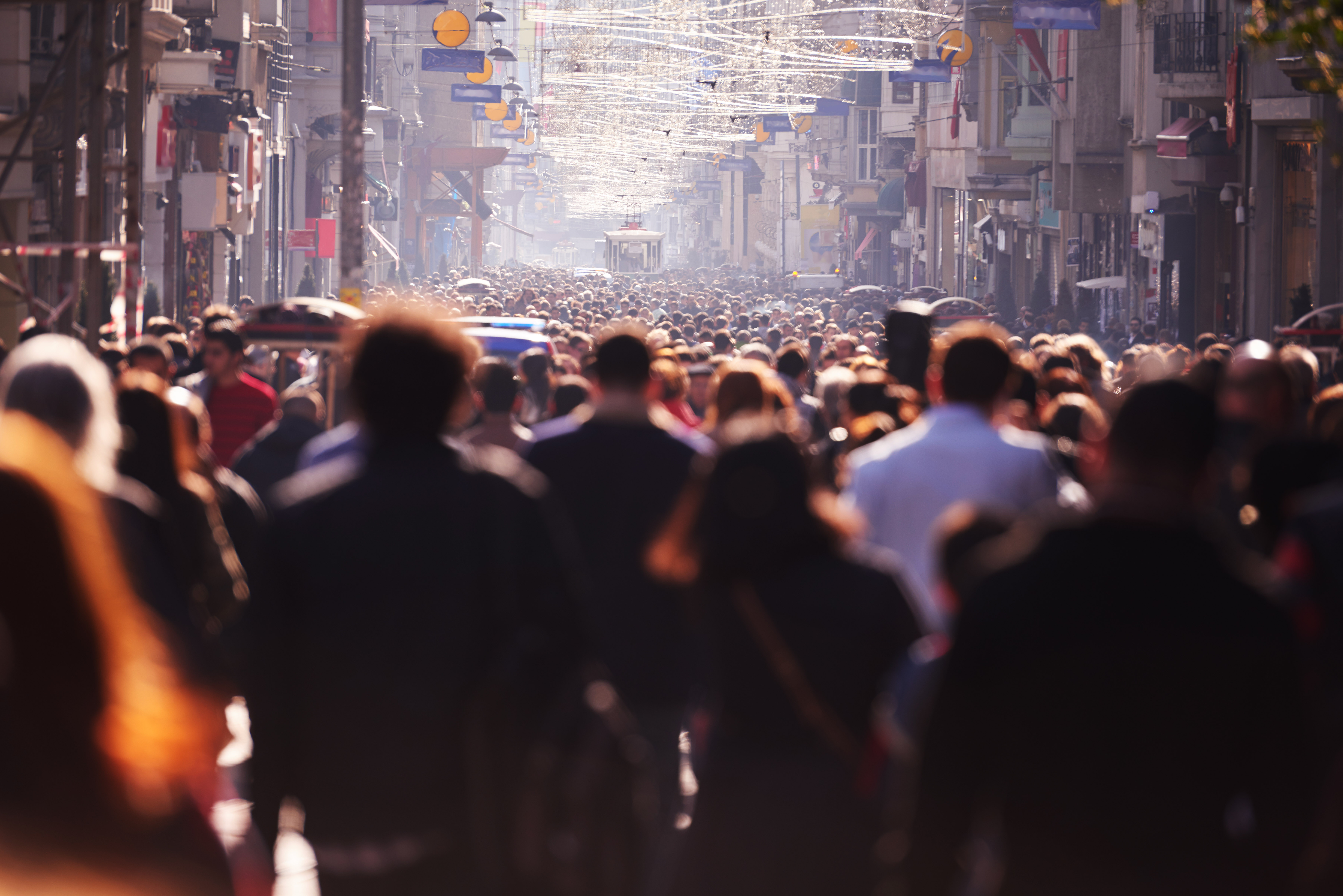 Imagem representando as crises emocionais, espirituais e ambientais abordadas pelo projeto Vive da Associação Verde Esperança, com foco no bem-estar e pertencimento ecológico.